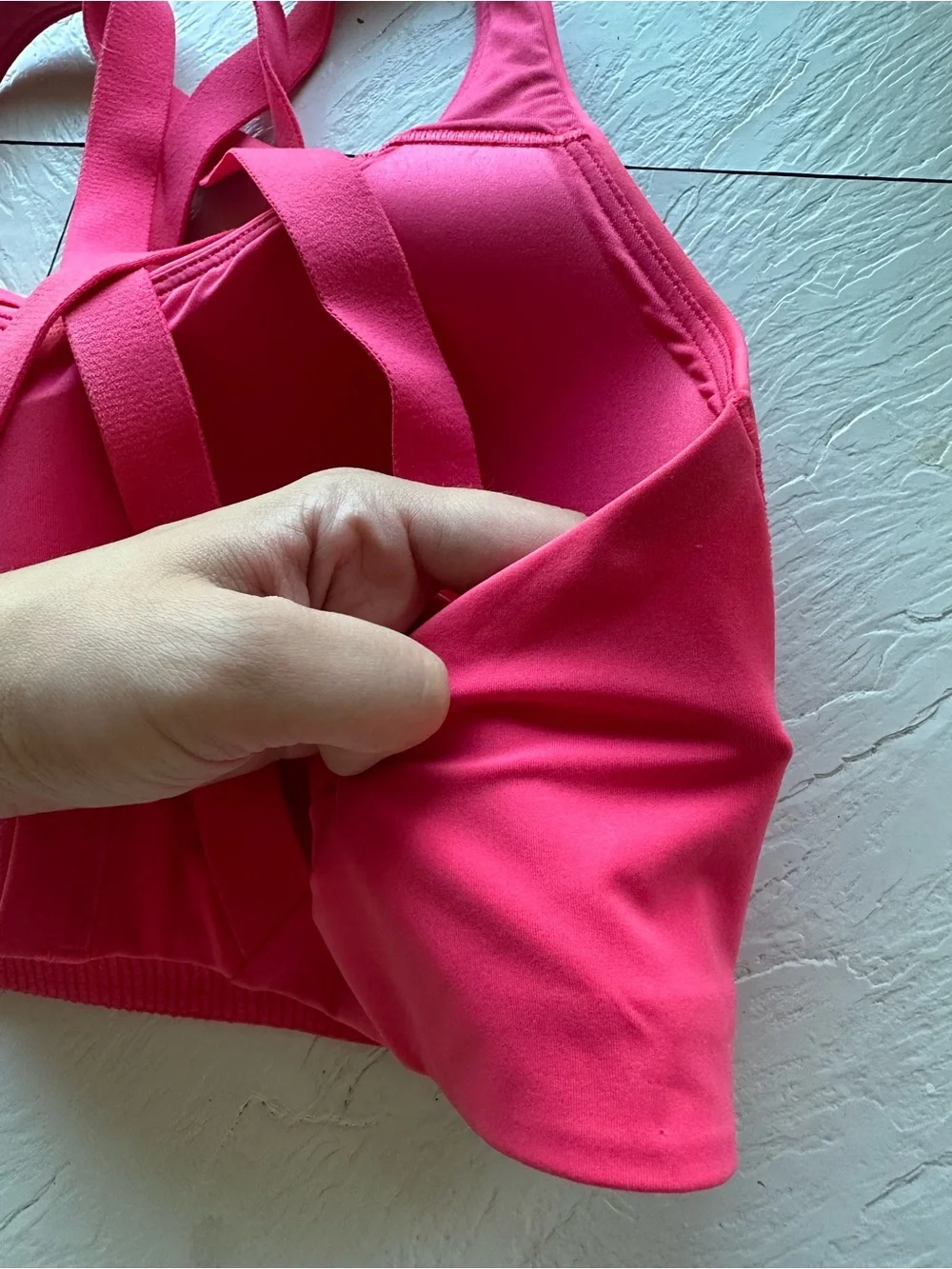 Lululemon Energy Bra *High Support, B-DDD Cups Lip Gloss